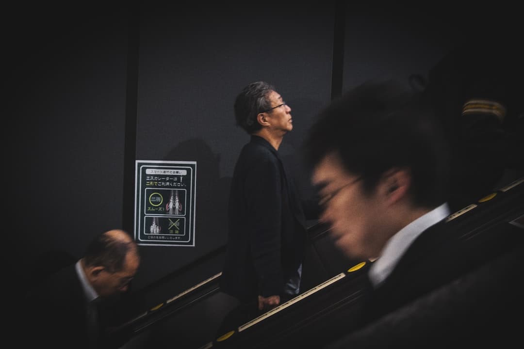 How to Spot a Deepfake Photo or Video